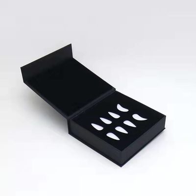 গুণ  Embossing Cosmetic Packaging Box For Luxury Press On Nails কারখানা